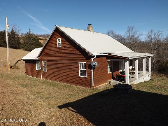 2nd image of 223 Ulysses Daniels Ln