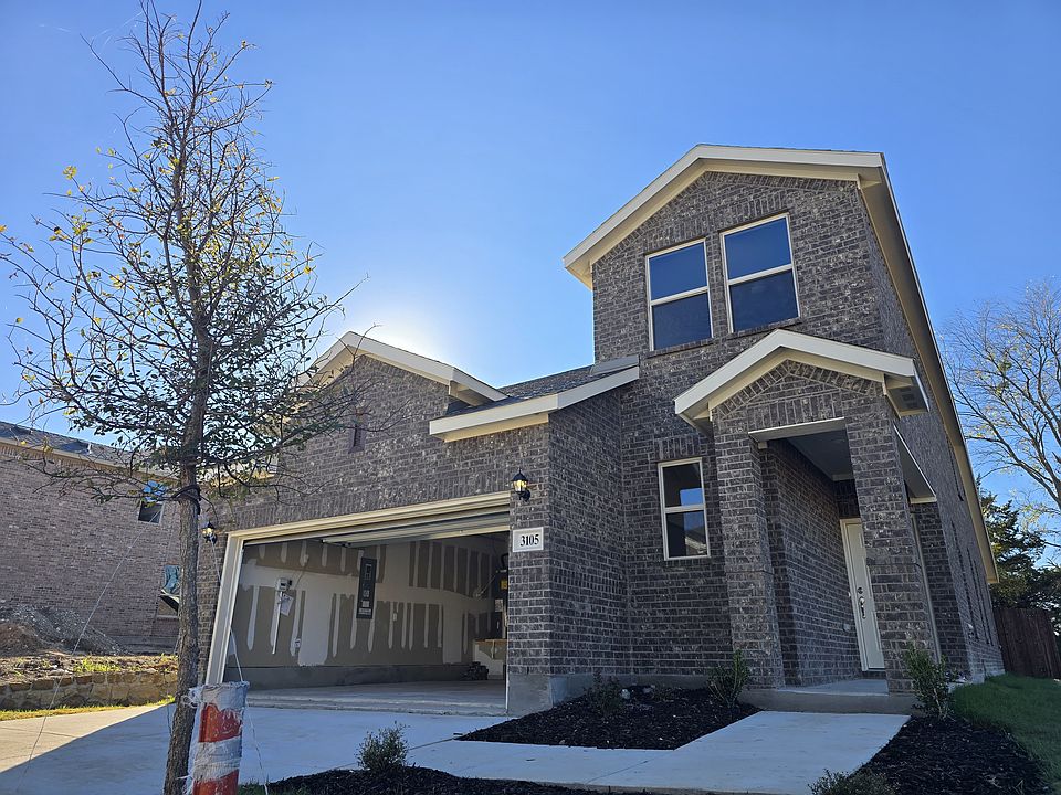 1st image of 3105 Yellow Pine Dr
