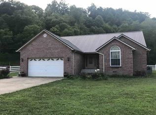 94 Evamae Ln, Huntington, WV 25701