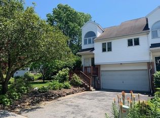 190 Greenleaf Rd, York, PA 17406