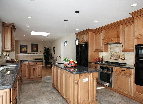 4th image of 10300 E Estates Dr