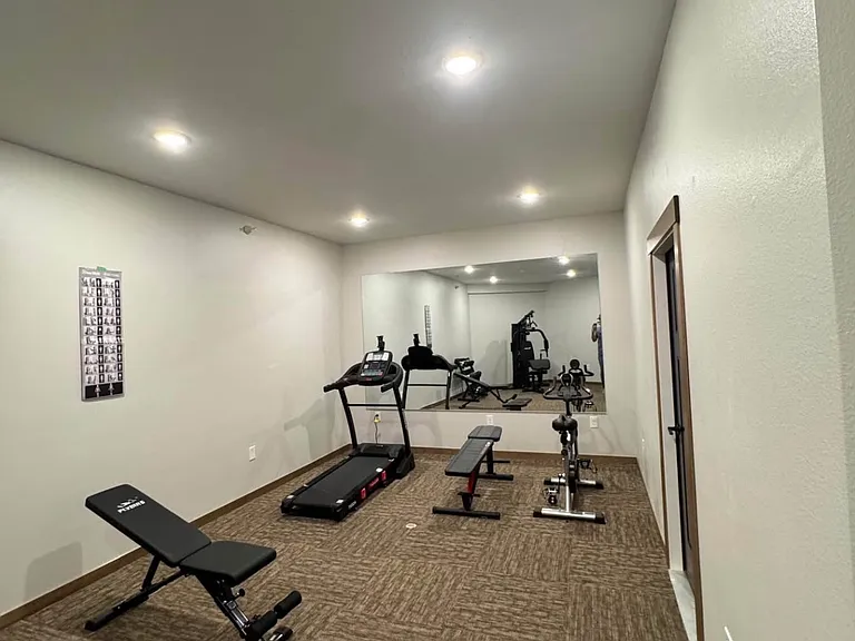 600 W Hickory St #8 — Photo 6