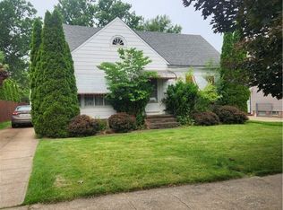 420 E 271st St, Euclid, OH