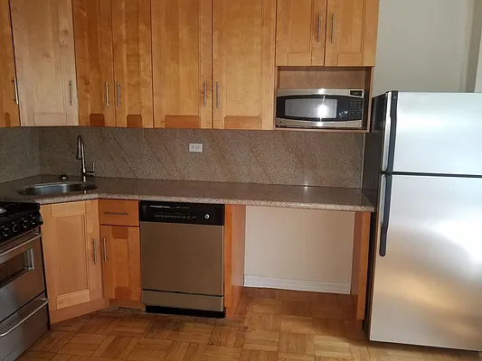 Rented by Noble Realty | media 35