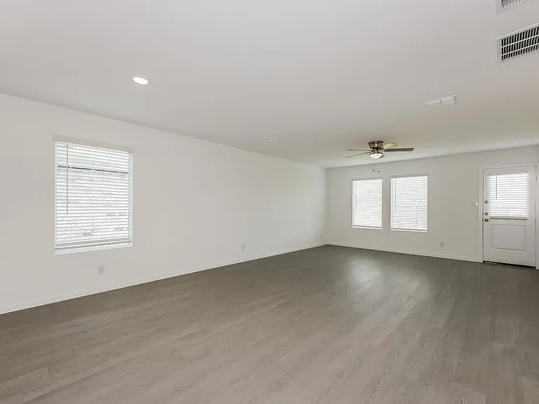 1426 Merlin Bluff St — Photo 5