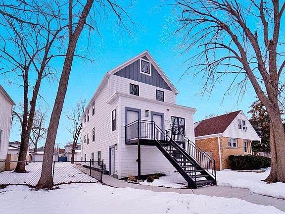 2nd image of 1113 S Taylor Ave