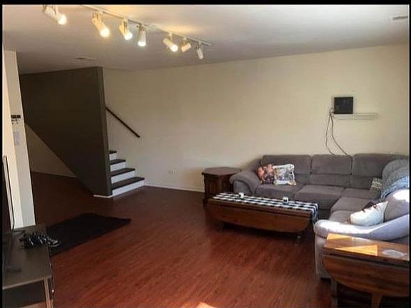 2nd image of 3639 N Ashland Ave #2