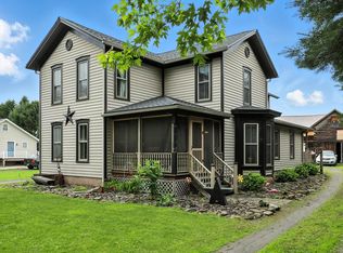 30 School House Dr, Troy, PA 16947