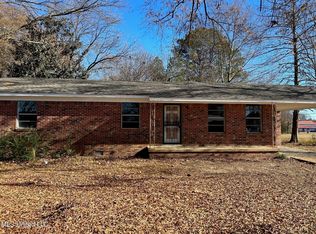 682 Powell St, Coldwater, MS 38618