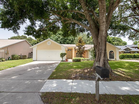 3rd image of 3312 Meadowridge Dr