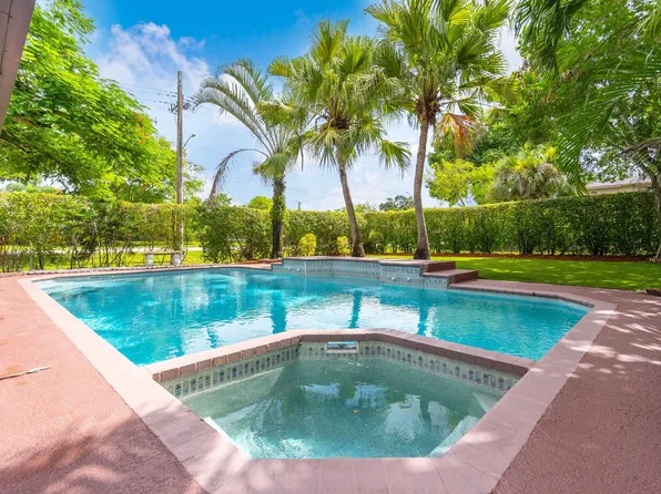 3981 NW 81st Ter, Coral Springs, FL 33065