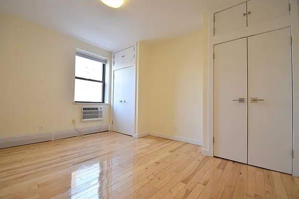 Rented by Corcoran | media 17