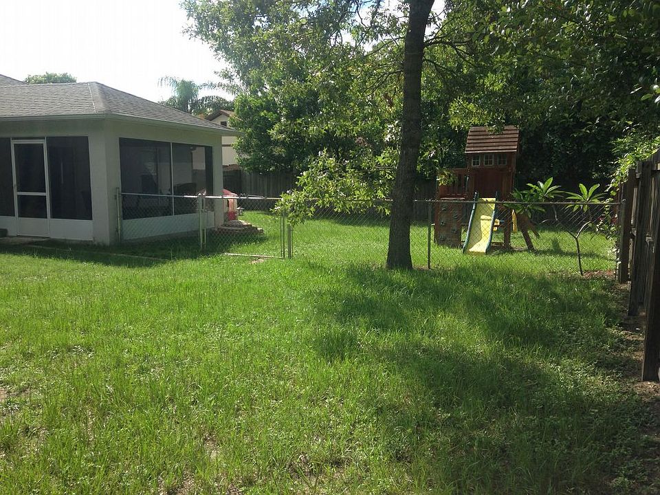 2nd image of 2951 Surf Dr