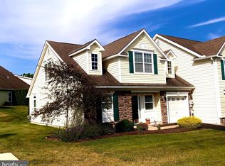 409 Harvest Dr, Blandon, PA 19510
