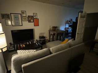134 Chestnut St APT 2, Philadelphia, PA 19106