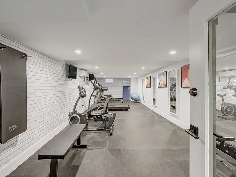 6147 Woodbine St #3L — Photo 20