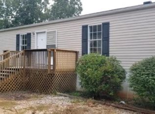 314 City Lake Dr, Pickens, SC 29671