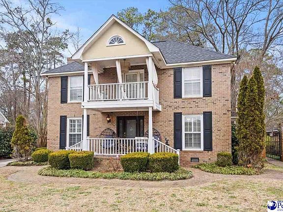 2nd image of 923 Wrenwood Rd