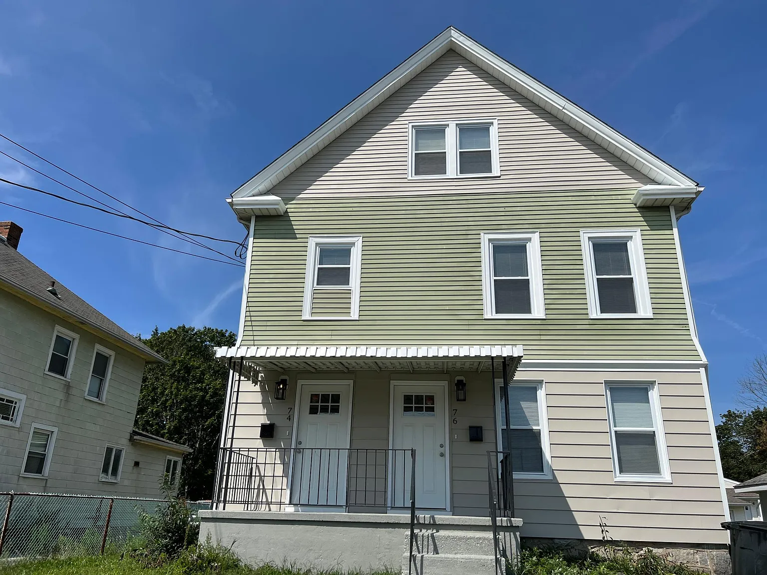 4 bed, 2010 sqft, $3,000 — Photo 1