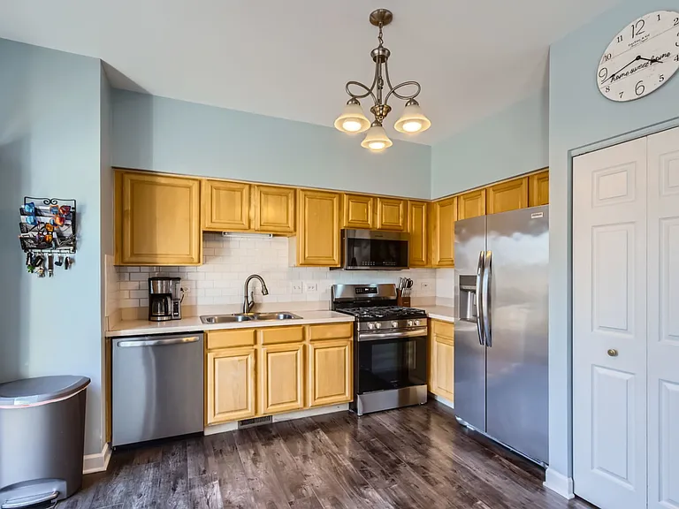 2606 Stowe Ct — Photo 4