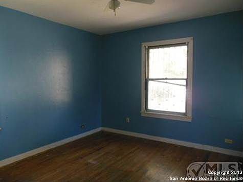 5th image of 1231 Essex St