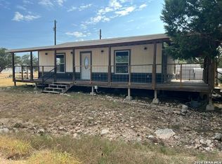 1614 Private Road 1518, Bandera, TX 78003