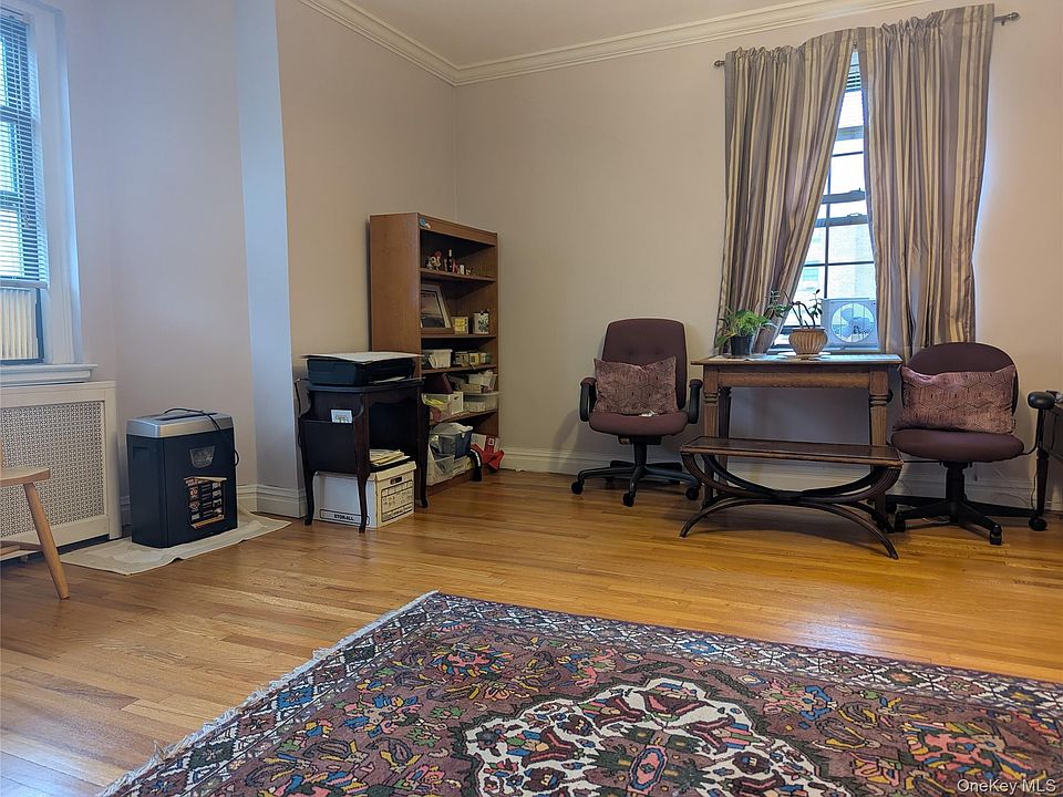 1st image of 198 Garth Road #3C