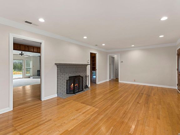 5th image of 117 BRYKER DR