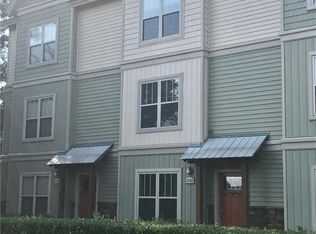 203 Kelly Rd APT 413, Clemson, SC 29631