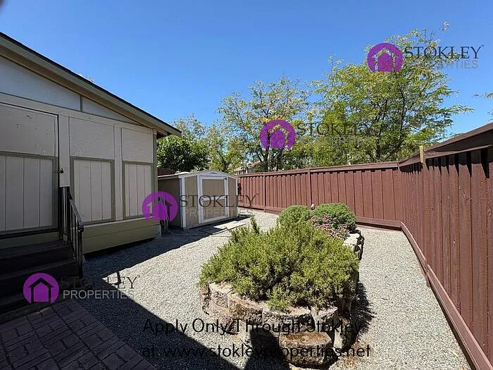 2397 Lake Meadow Cir — Photo 67