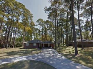 188 N Johnson St, Lyons, GA 30436