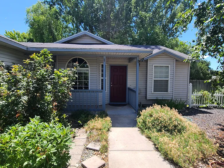 6563 W Parapet Dr — Photo 1