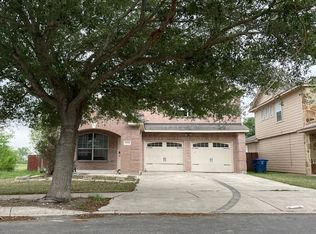 2102 Minnow Ln, San Antonio, TX 78224