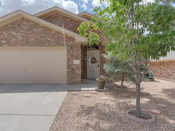 3rd image of 9220 Saguaro St NW