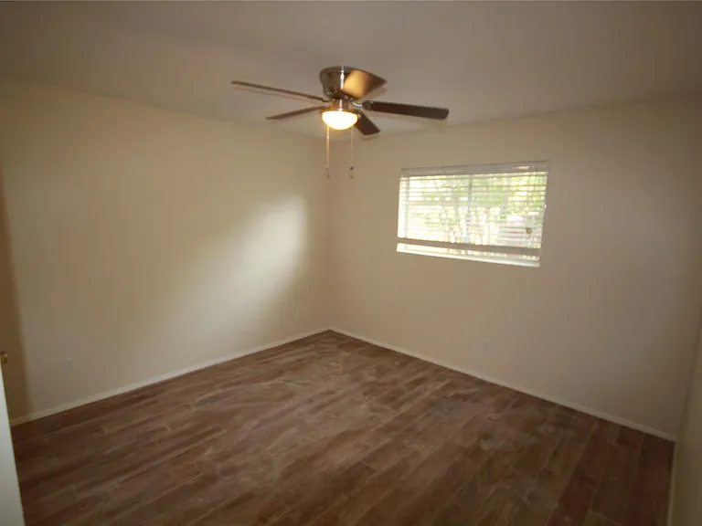 5302 Town Park Blvd — Photo 9