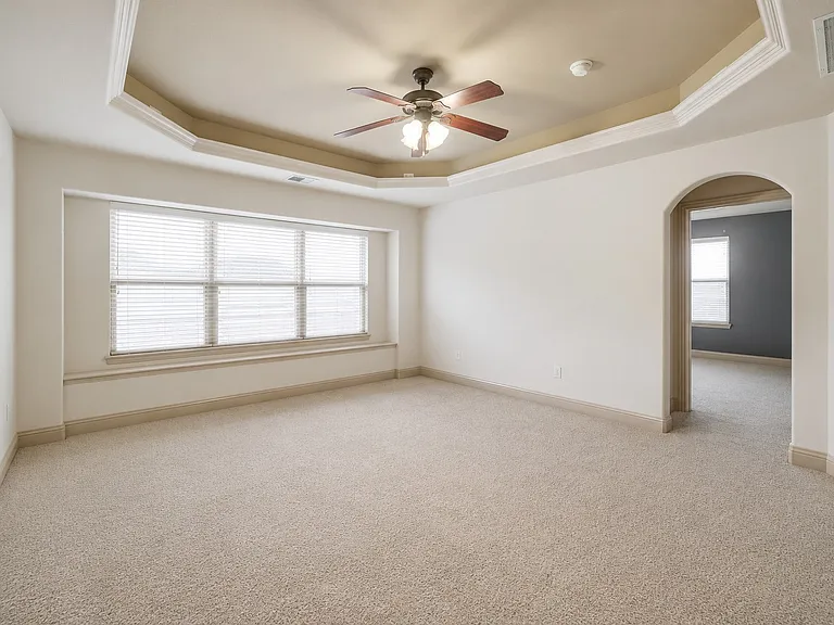 2933 Softwood Cir — Photo 17