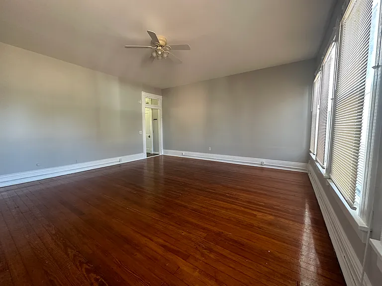 222 W Saint Louis St #A — Photo 2