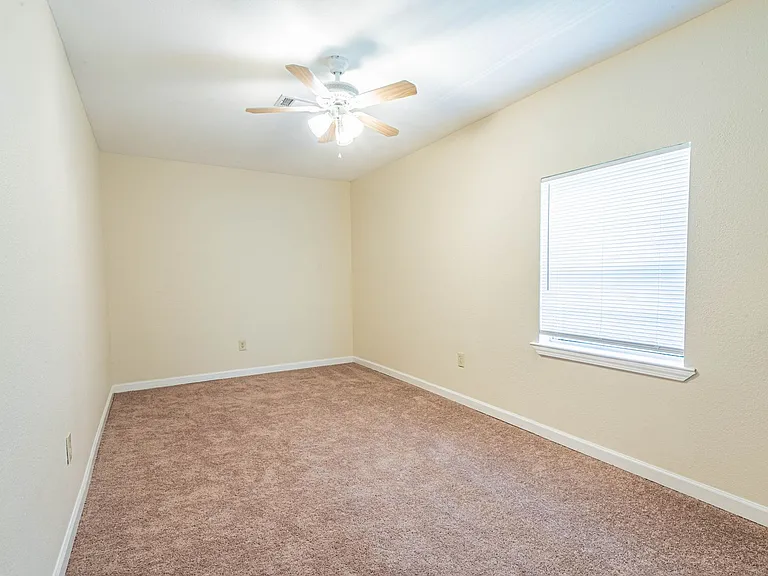 11438 Brook Meadow Dr — Photo 14