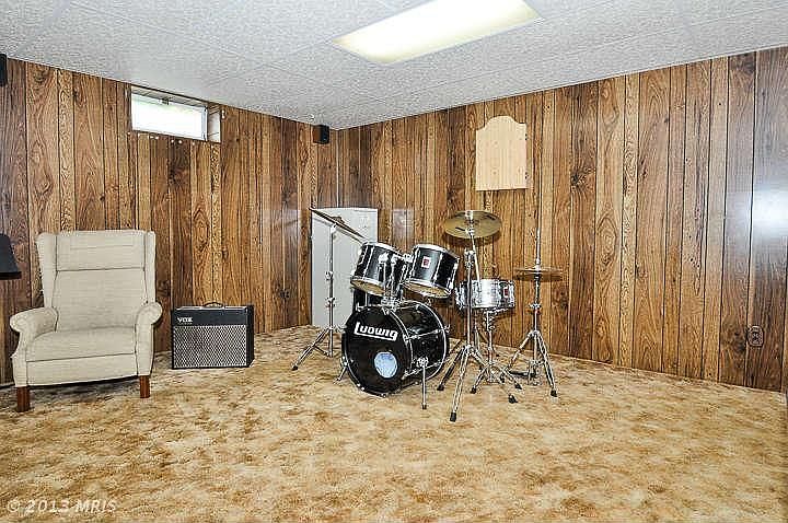 1st image of 3331 Rollingwood Dr