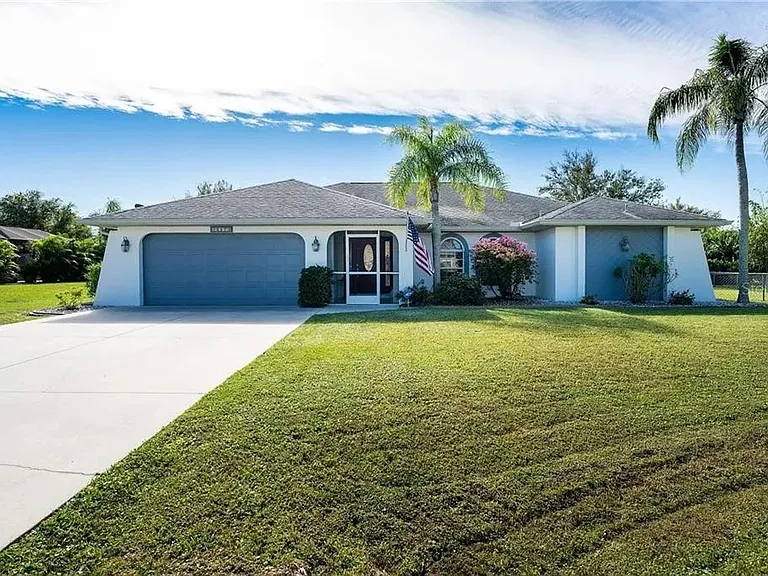 25173 Recife Dr — Photo 1