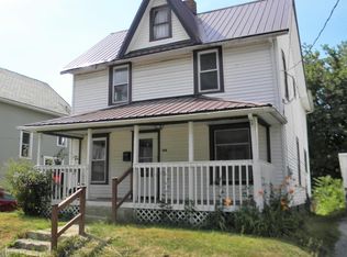 437 E 4th St, Ashland, OH 44805