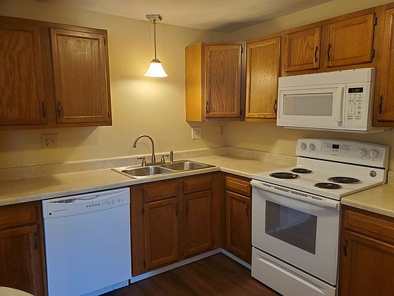 4th image of 469 Glendale Dr #33