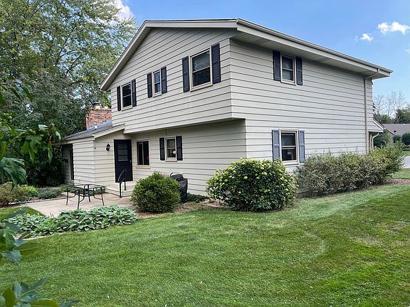 4th image of 13660 W Wilbur Dr