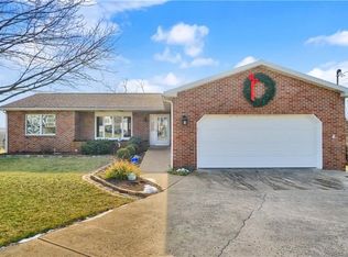 138 E Fair Meadows Dr, Canonsburg, PA