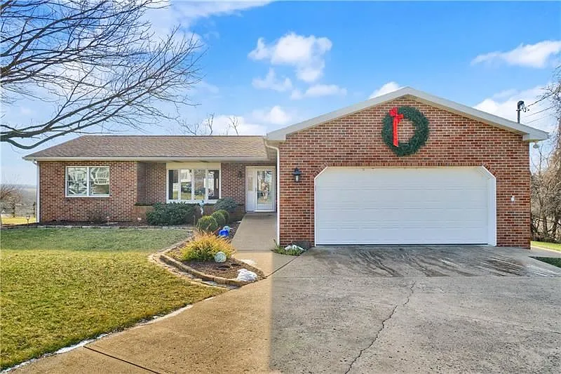 138 E Fair Meadows Dr photo 1