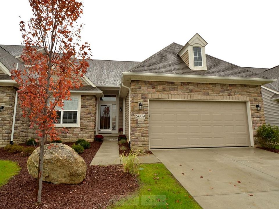 1st image of 8 Black Cherry Ln