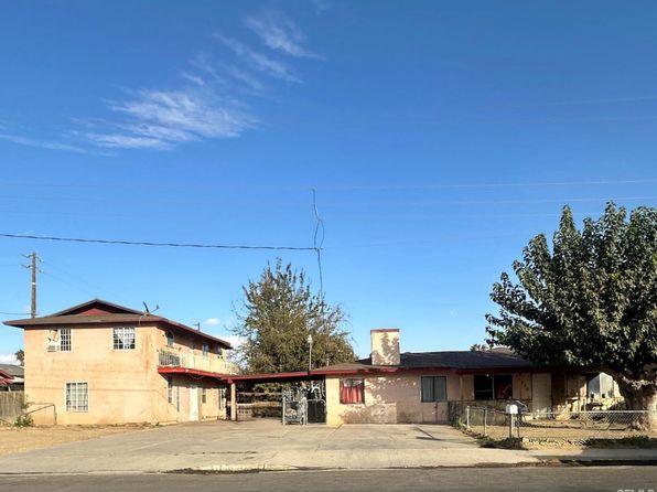 10810 Williams St, Lamont, CA 93241