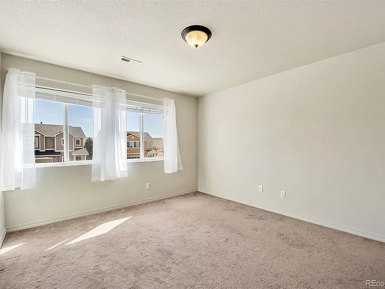 2274 Shady Aspen Dr — Photo 18
