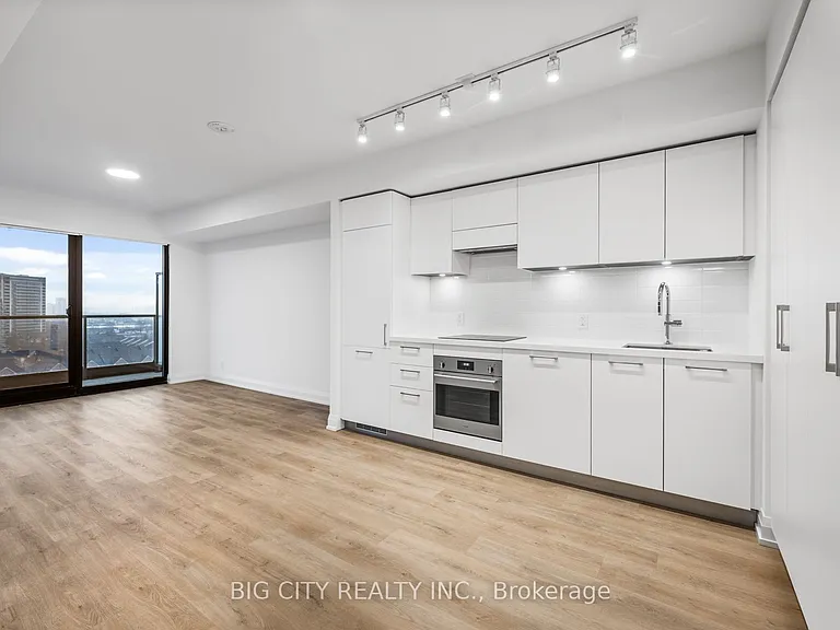 36 Brentcliffe Rd #1310 — Photo 3