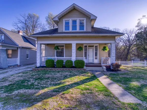 2401 Harmony Way, Evansville, IN 47720